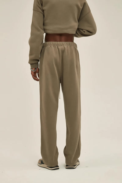 Straight-Lined_Cashmere_Sweatpants-12-min_600x600.jpg