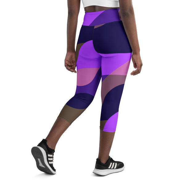 all-over-print-yoga-capri-leggings-white-back-6a146e0256b4f_600x600.jpg